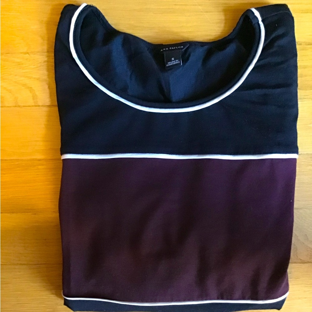 Ann Taylor Black and Burgundy Long Sleeve Top